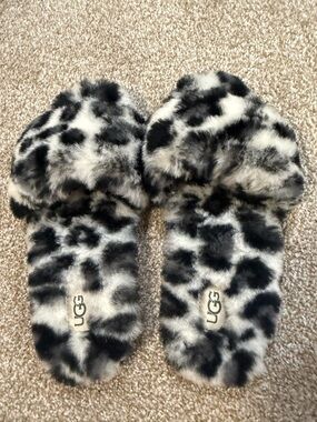 UGG Black and White Faux Fur Leopard Slide Slippers